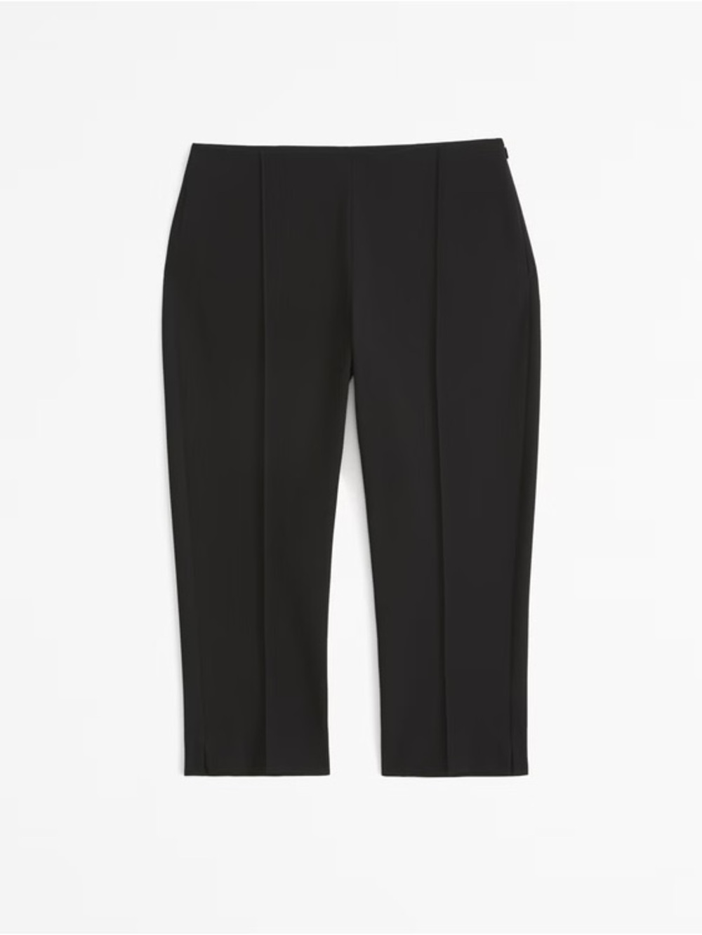 Low Rise Pintuck Capri Pant